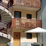 Aparthotel Les Lacs