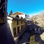 Les Lacs Aparthotel Bardonecchia