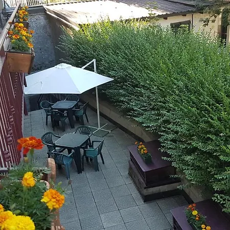 莱斯拉克丝公寓酒店 3*