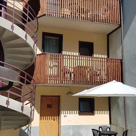 מלון דירות Les Lacs