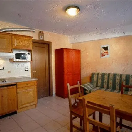 Aparthotel Les Lacs