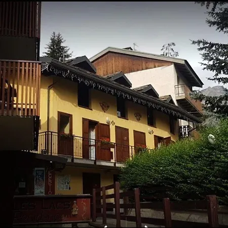 莱斯拉克丝公寓酒店 3* 巴多尼奇亚