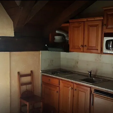 מלון דירות Les Lacs 3*