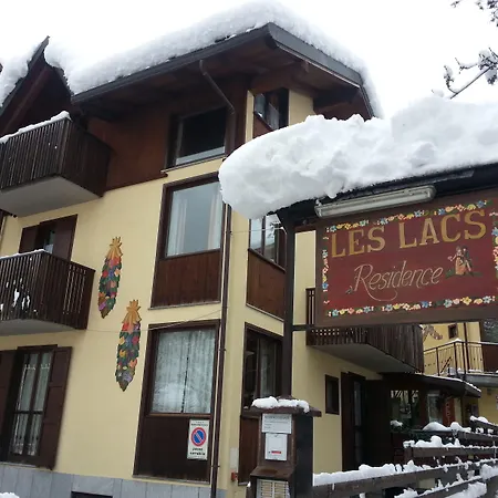 Les Lacs 3*