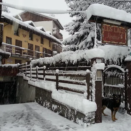 Apartahotel Les Lacs 3*